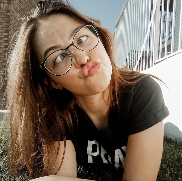 emma_lou_sou